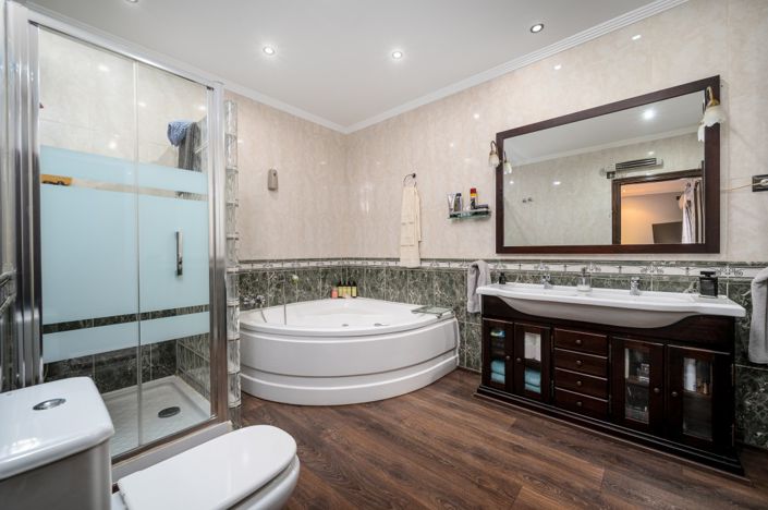 Image No.11-Villa de 4 chambres à vendre à Torrox