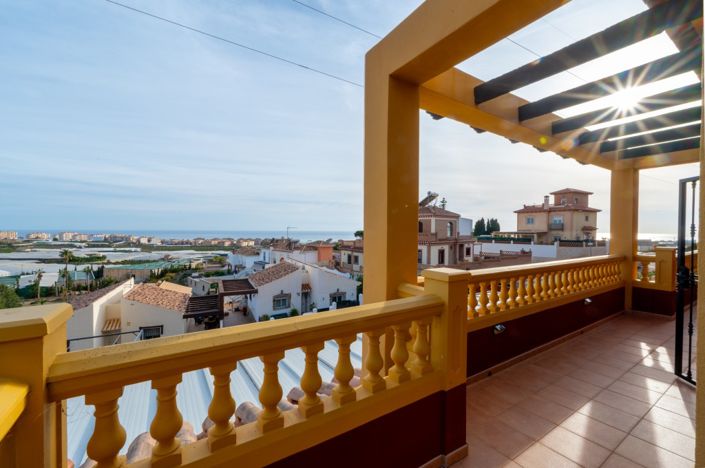 Image No.16-Villa de 4 chambres à vendre à Torrox