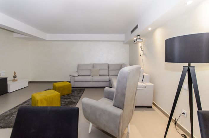 Image No.27-3 Bed Villa for sale