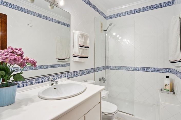 Image No.22-4 Bed Villa for sale