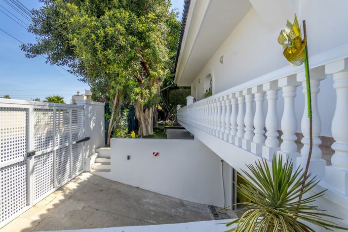 Image No.23-4 Bed Villa for sale