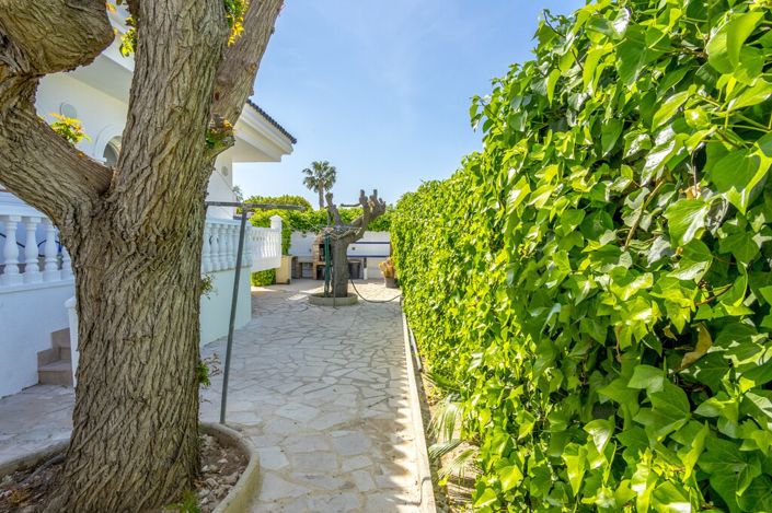 Image No.24-4 Bed Villa for sale