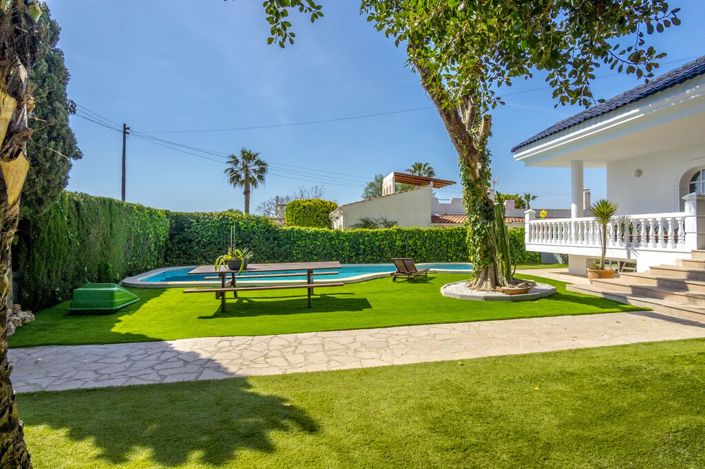 Image No.30-4 Bed Villa for sale