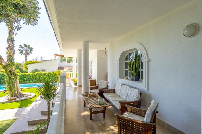 Image No.35-4 Bed Villa for sale