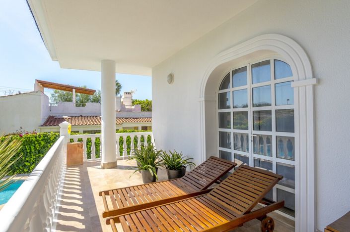 Image No.36-4 Bed Villa for sale