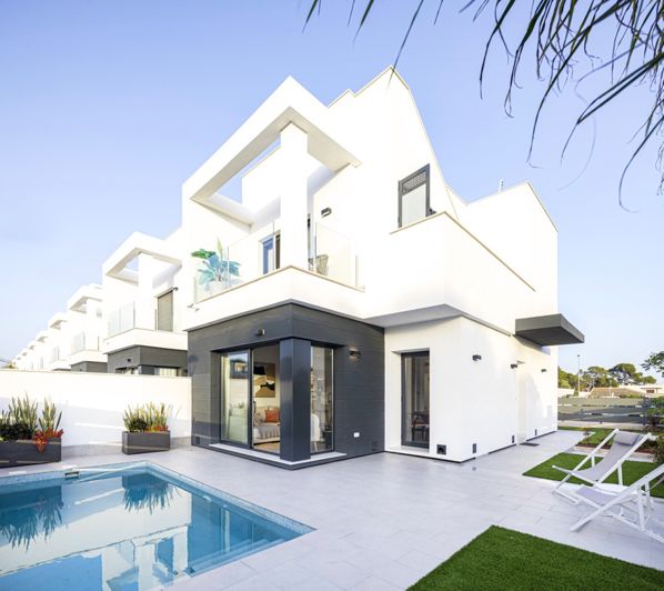 Image No.1-3 Bed Villa for sale