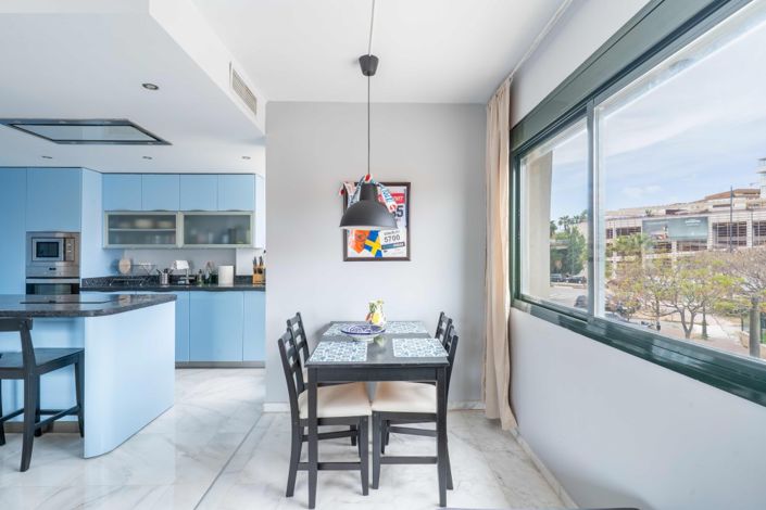 Image No.1-3 Bed Apartment for sale