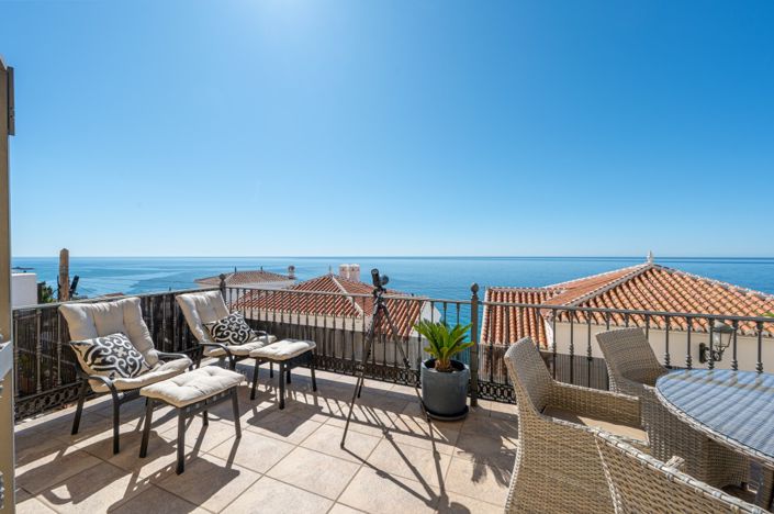 Image No.1-3 Bed Villa for sale