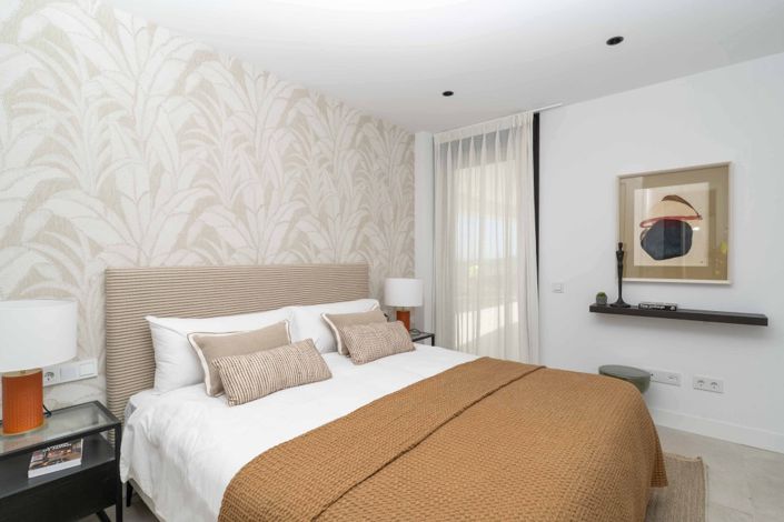 Image No.18-3 Bed Apartment for sale