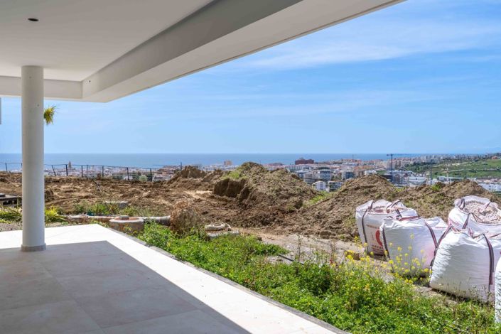 Image No.32-3 Bed Apartment for sale