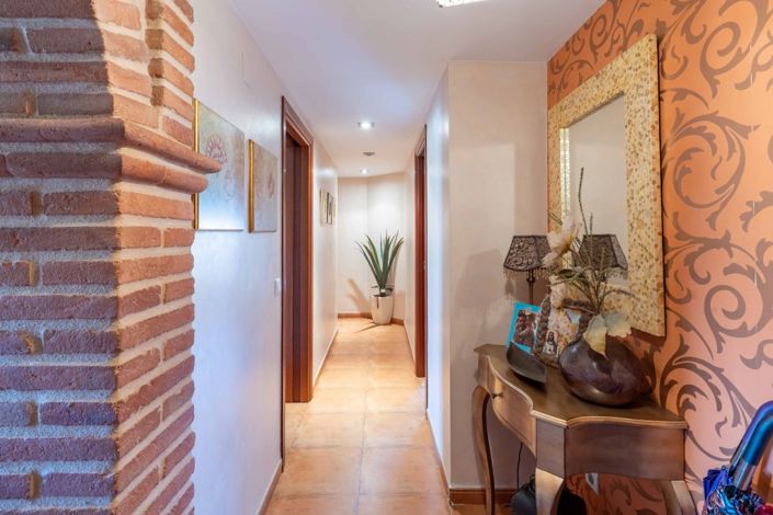 Image No.13-4 Bed Apartment for sale