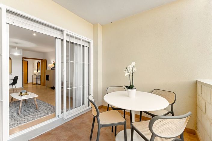 Image No.15-2 Bed Apartment for sale