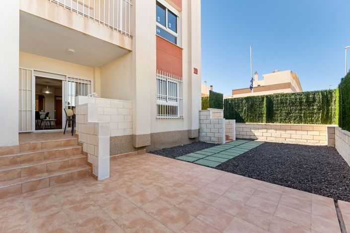 Image No.8-2 Bed Apartment for sale