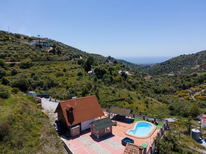 Image No.1-3 Bed Villa for sale