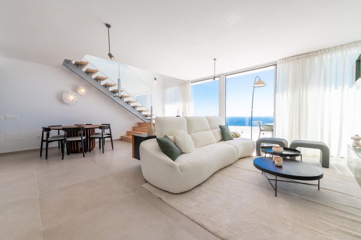 Image No.16-3 Bed Property for sale