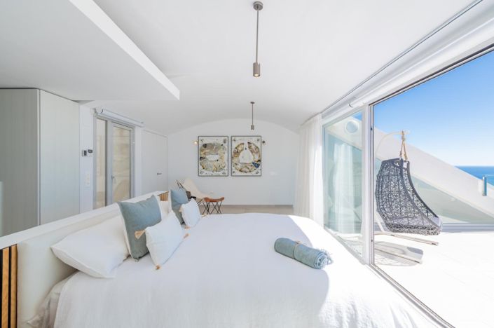 Image No.8-3 Bed Property for sale