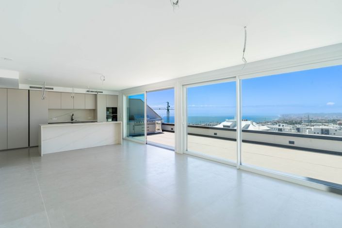 Image No.1-3 Bed Property for sale