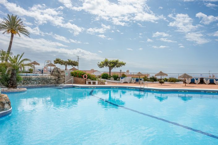 Image No.25-Commercial for sale