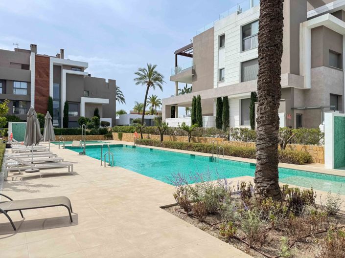 Image No.1-2 Bed Property for sale