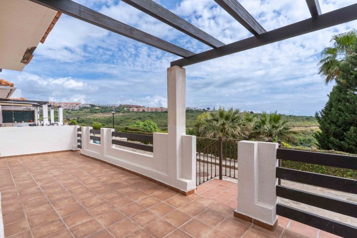 Image No.2-2 Bed Property for sale