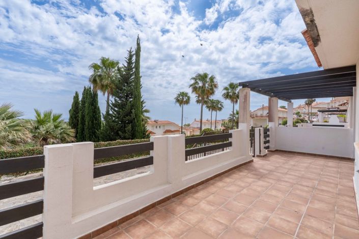 Image No.3-2 Bed Property for sale