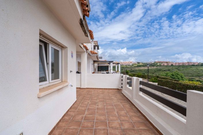 Image No.4-2 Bed Property for sale