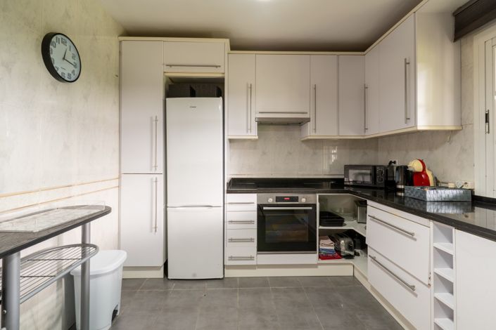 Image No.11-3 Bed Townhouse for sale