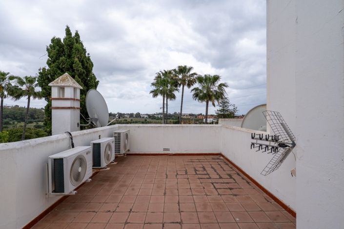 Image No.23-3 Bed Townhouse for sale