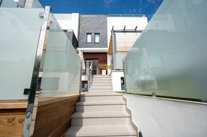 Image No.27-4 Bed Villa for sale