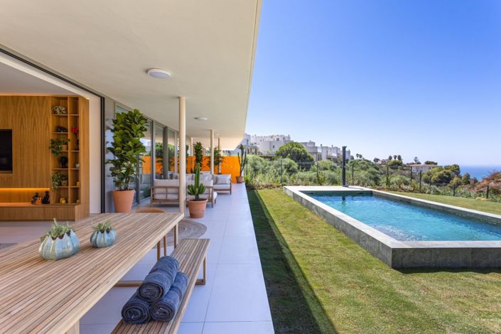 Image No.1-3 Bed Property for sale