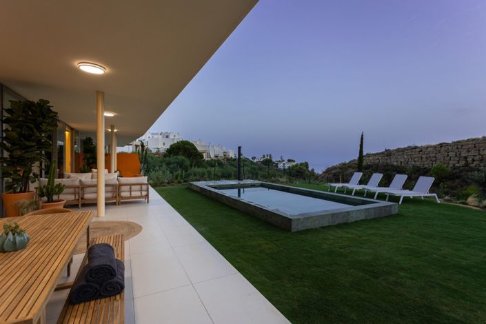 Image No.2-3 Bed Property for sale