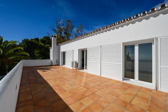 Image No.16-5 Bed Villa for sale