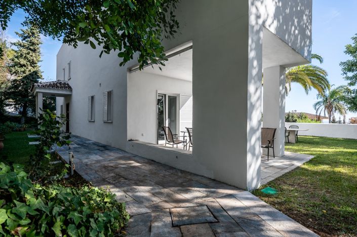 Image No.5-5 Bed Villa for sale