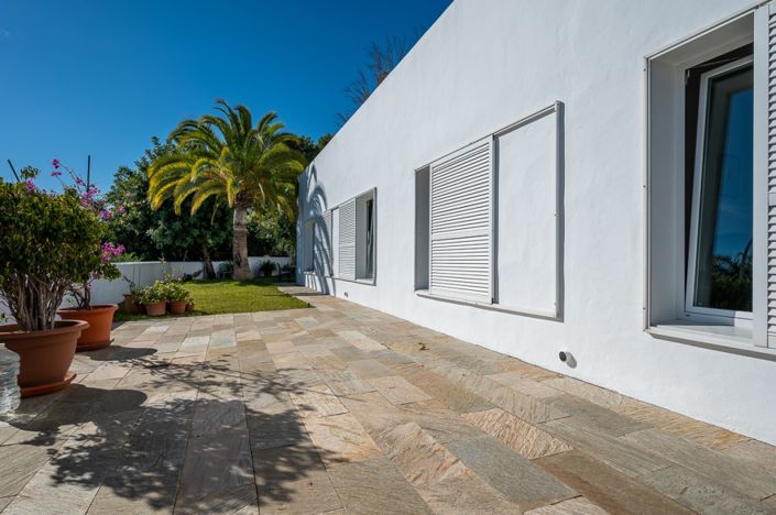 Image No.6-5 Bed Villa for sale