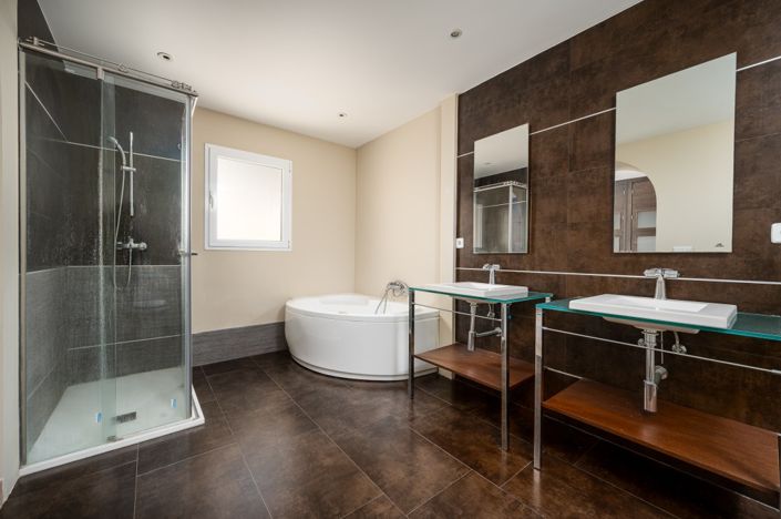 Image No.23-4 Bed Villa for sale