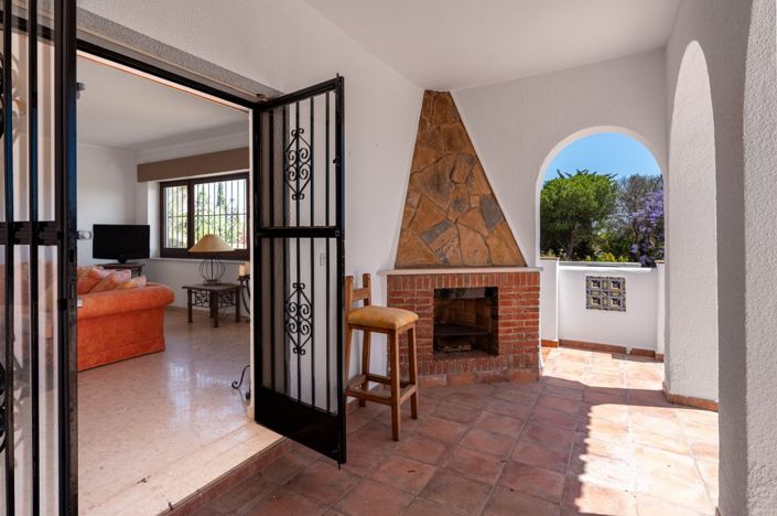 Image No.12-2 Bed Villa for sale