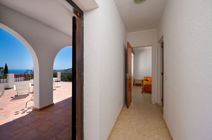 Image No.14-2 Bed Villa for sale