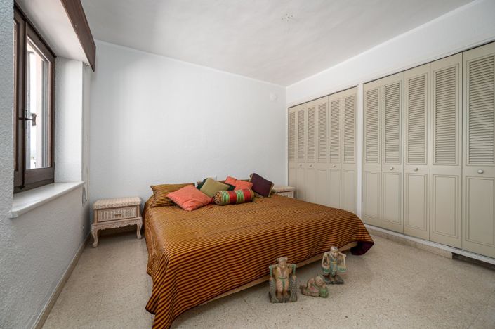 Image No.20-2 Bed Villa for sale