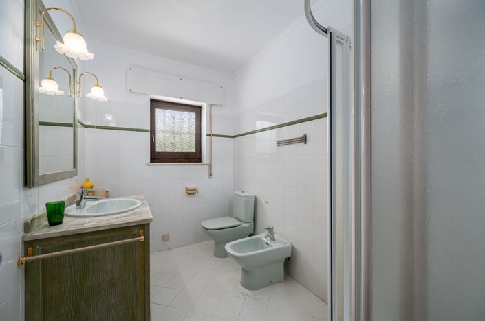 Image No.22-2 Bed Villa for sale