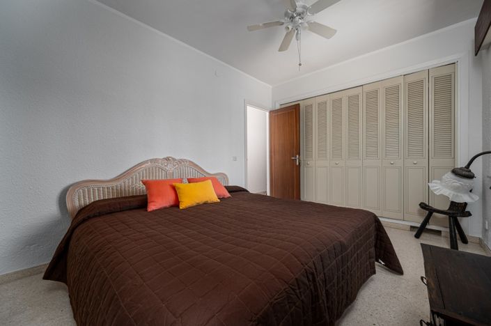 Image No.24-2 Bed Villa for sale