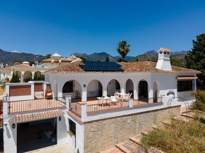 Image No.3-2 Bed Villa for sale