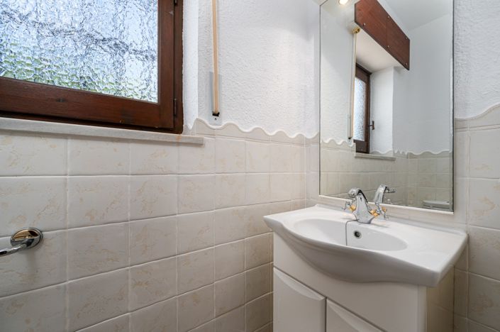 Image No.32-2 Bed Villa for sale