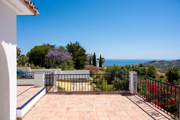 Image No.7-2 Bed Villa for sale