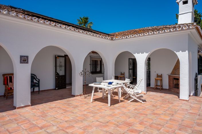 Image No.9-2 Bed Villa for sale