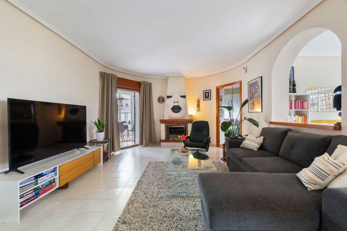 Image No.10-4 Bed Villa for sale