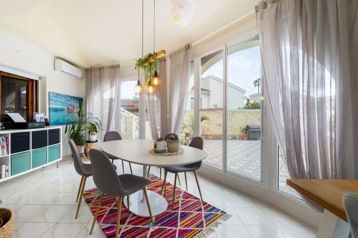 Image No.19-4 Bed Villa for sale