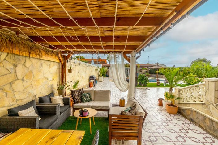 Image No.20-4 Bed Villa for sale