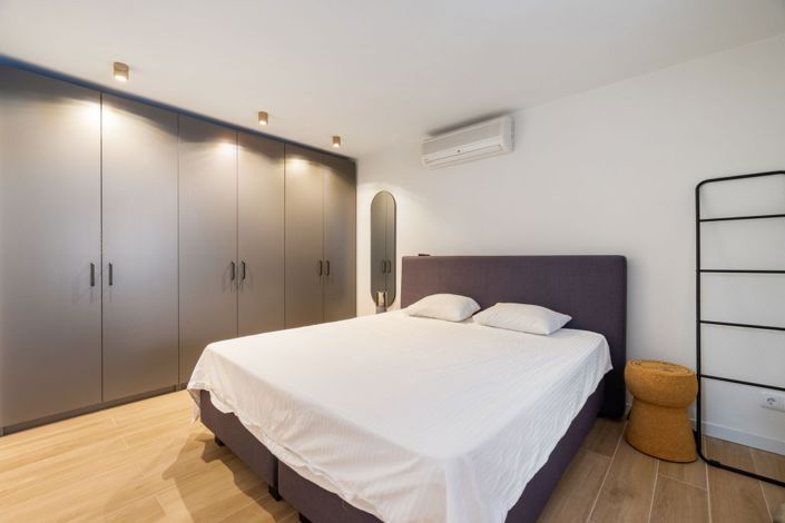 Image No.25-4 Bed Villa for sale