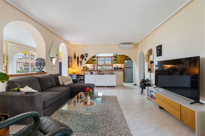 Image No.9-4 Bed Villa for sale