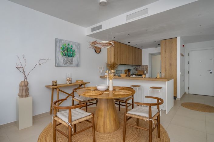 Image No.10-2 Bed Apartment for sale